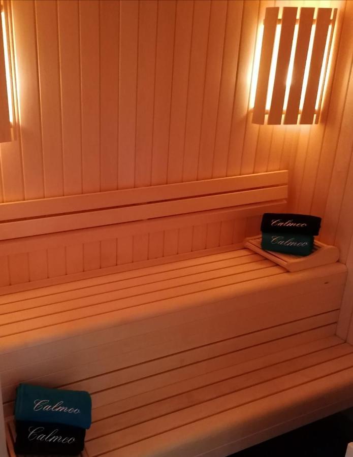 Chambre Avec Spa Et Sauna Privatises Bourg-en-Bresse Exteriér fotografie